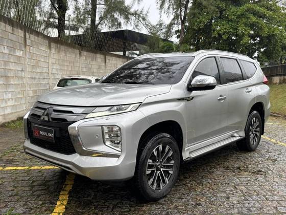 MITSUBISHI PAJERO SPORT 2.4 16V MIVEC TURBO DIESEL HPE-S AWD AUTOMÁTICO MITSUBISHI PAJERO SPORT 2.4 16V MIVEC TURBO DIESEL HPE-S AWD AUTOMÁTICO